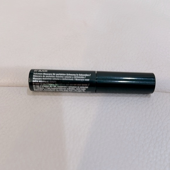 Clinique Makeup Travel Size Bundle in New Condition - Picture 3 of 7